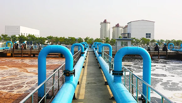 Chlorine dioxidee power plant wastewater treatment and color removal